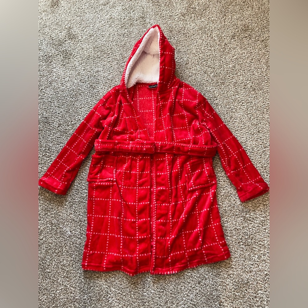 Topia Red Checkered Kids Robe size M like new